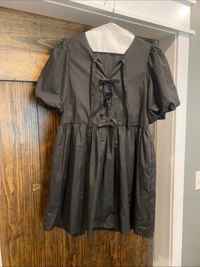 entro Black Puff Sleeve Bow-Front Mini Dress
